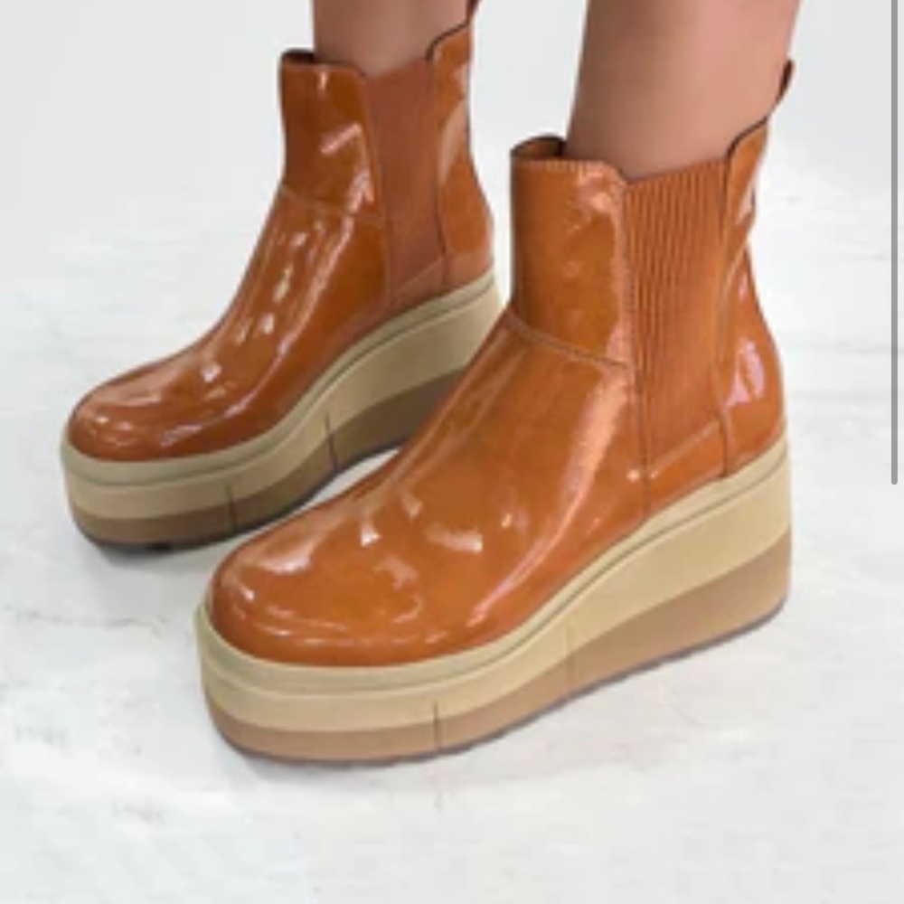 Guild in hazel naked feet boot size 8.5